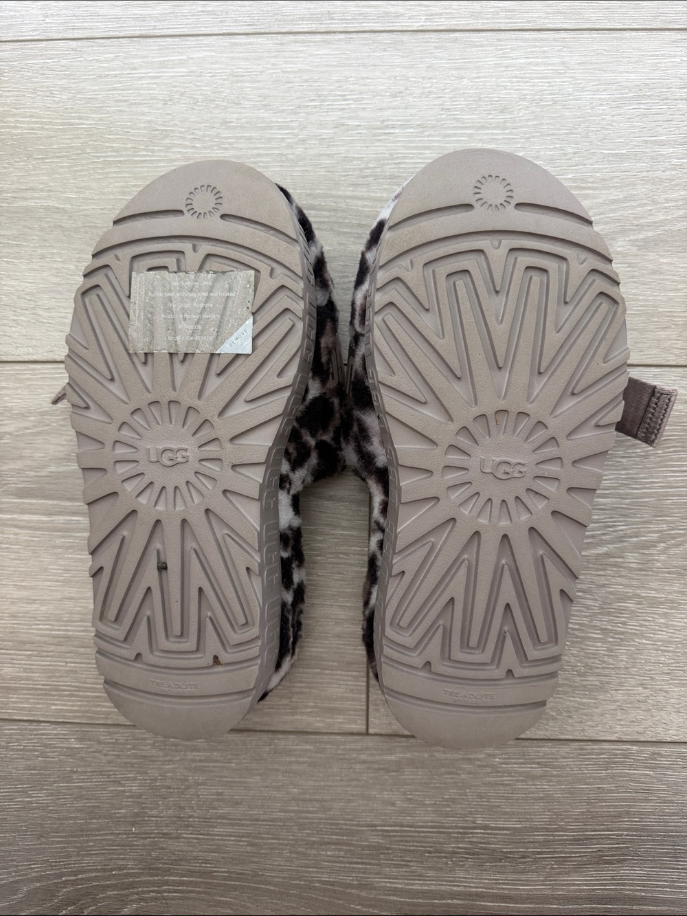 UGG Leopard Print Fluffy Slide Sandals in Taupe and Black - Picture 2 of 5